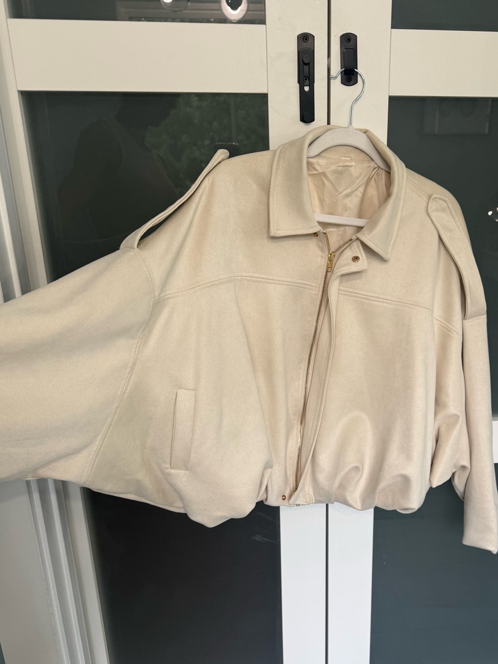 Womens Cream Short faux-suede Jacket - Elegant Lightweight Outerwear